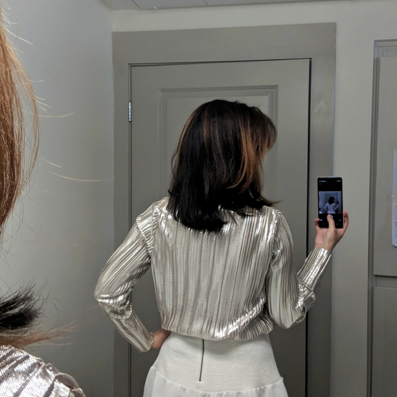 H&M Long Sleeve Silver Top with Raw Hems - Picture 8 of 8
